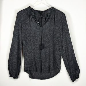 Lucky Brand charcoal gray jacquard lightweight top